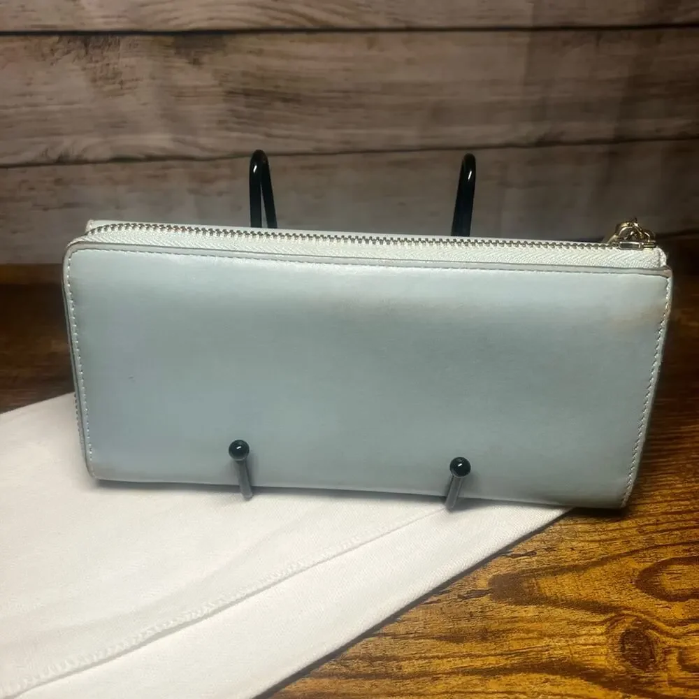 Chole Continental Wallet - Robins Egg Blue